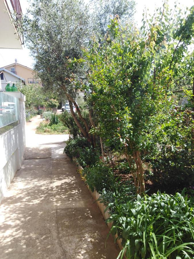 Villa Pero Apartman à Sukošan Extérieur photo